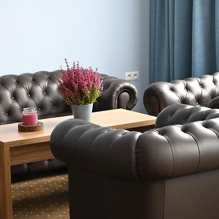 Aparthotel Legnica - Apartamenty Z Aneksem Kuchennym 外观 照片