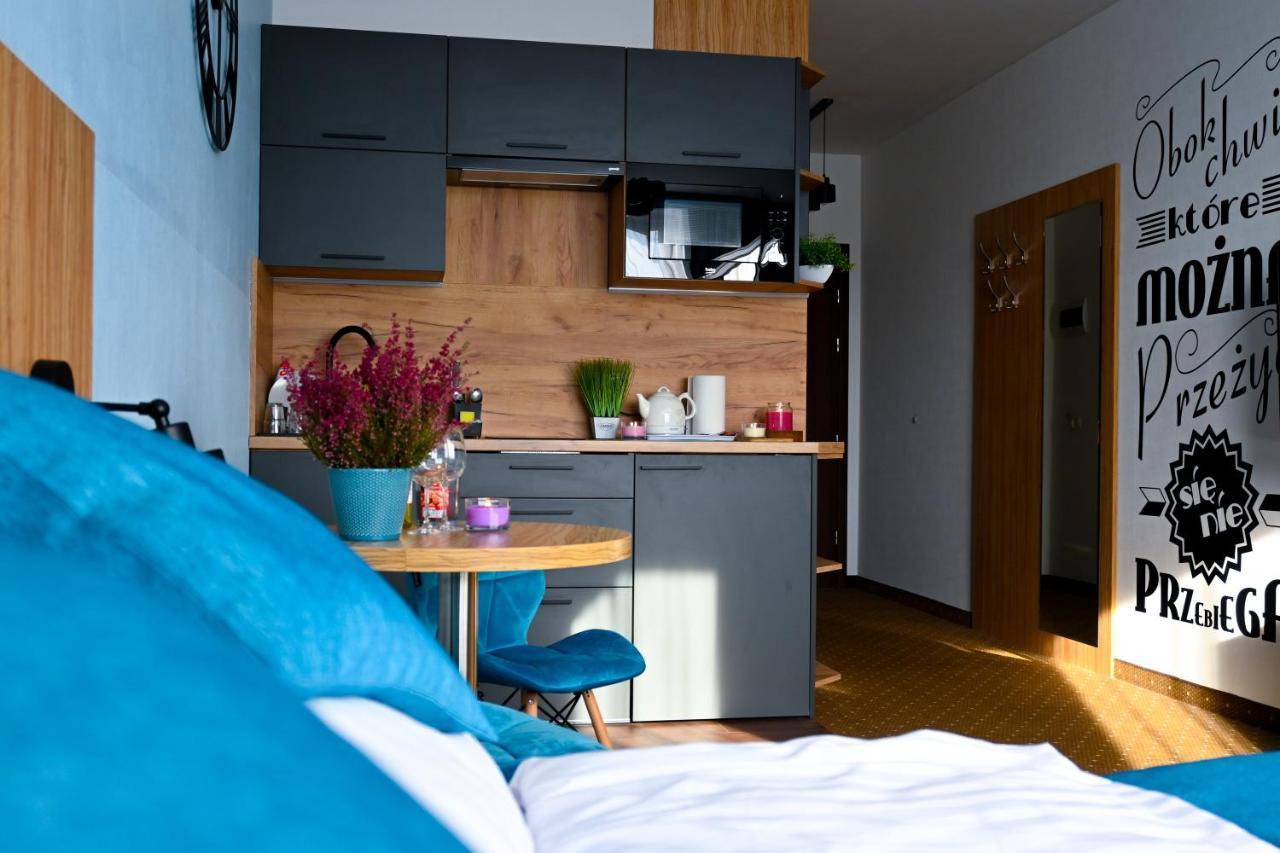 Aparthotel Legnica - Apartamenty Z Aneksem Kuchennym 外观 照片